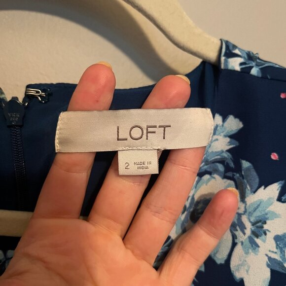 LOFT Floral Puff Sleeve Midi Dress - Picture 6 of 6